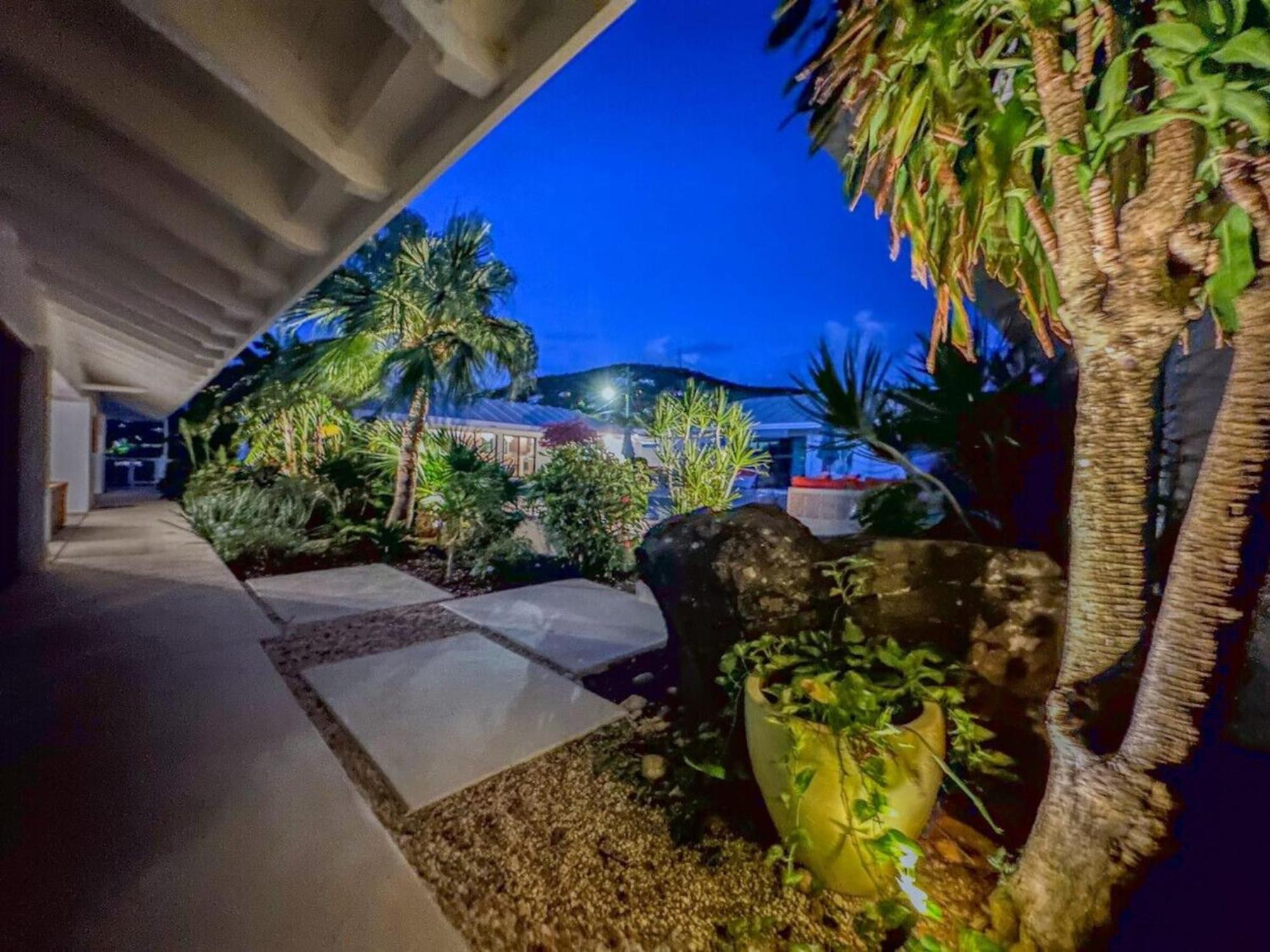 Royal Villa With A Huge Swimming Pool Cowell Battery Exteriör bild