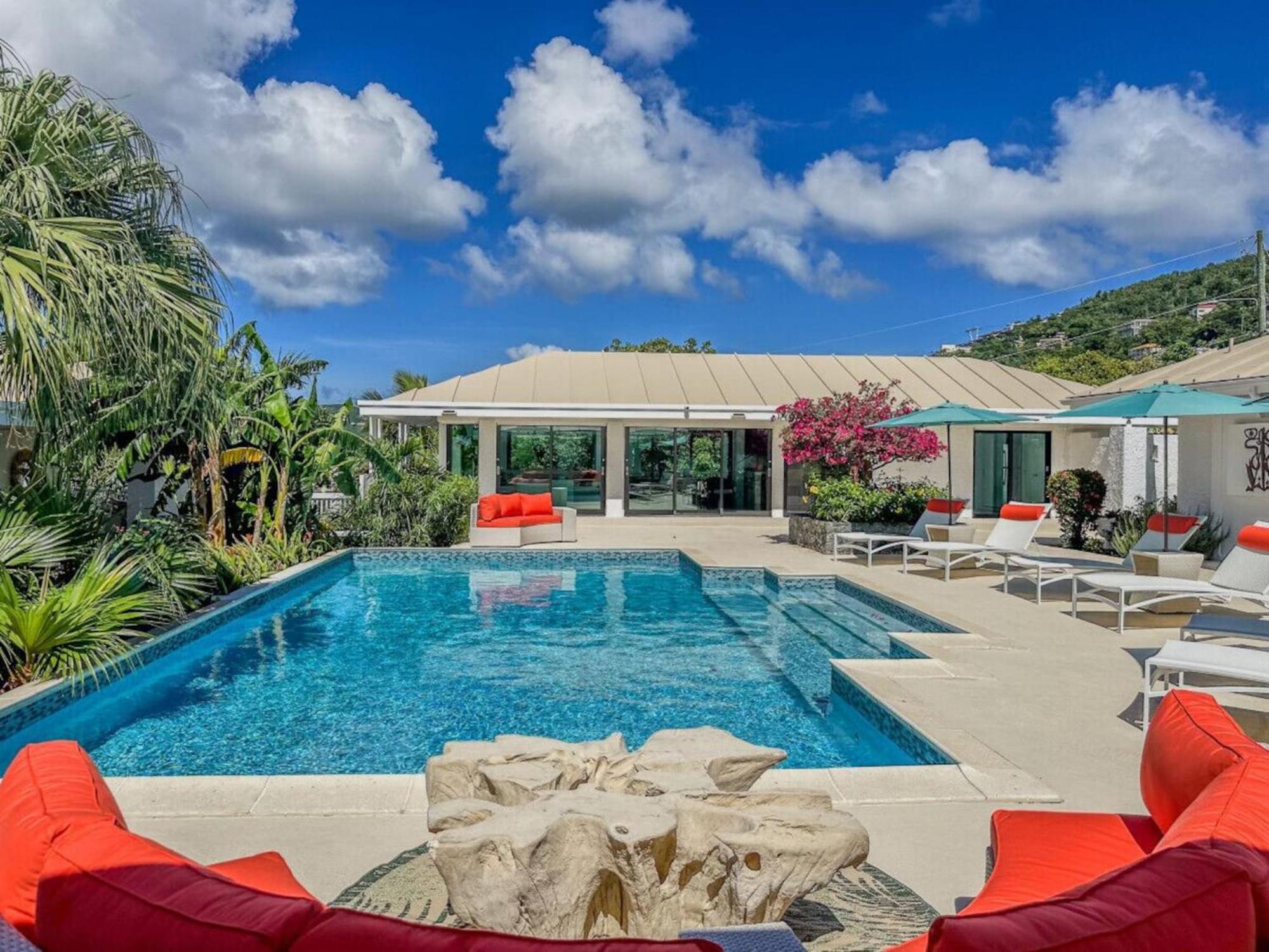 Royal Villa With A Huge Swimming Pool Cowell Battery Exteriör bild