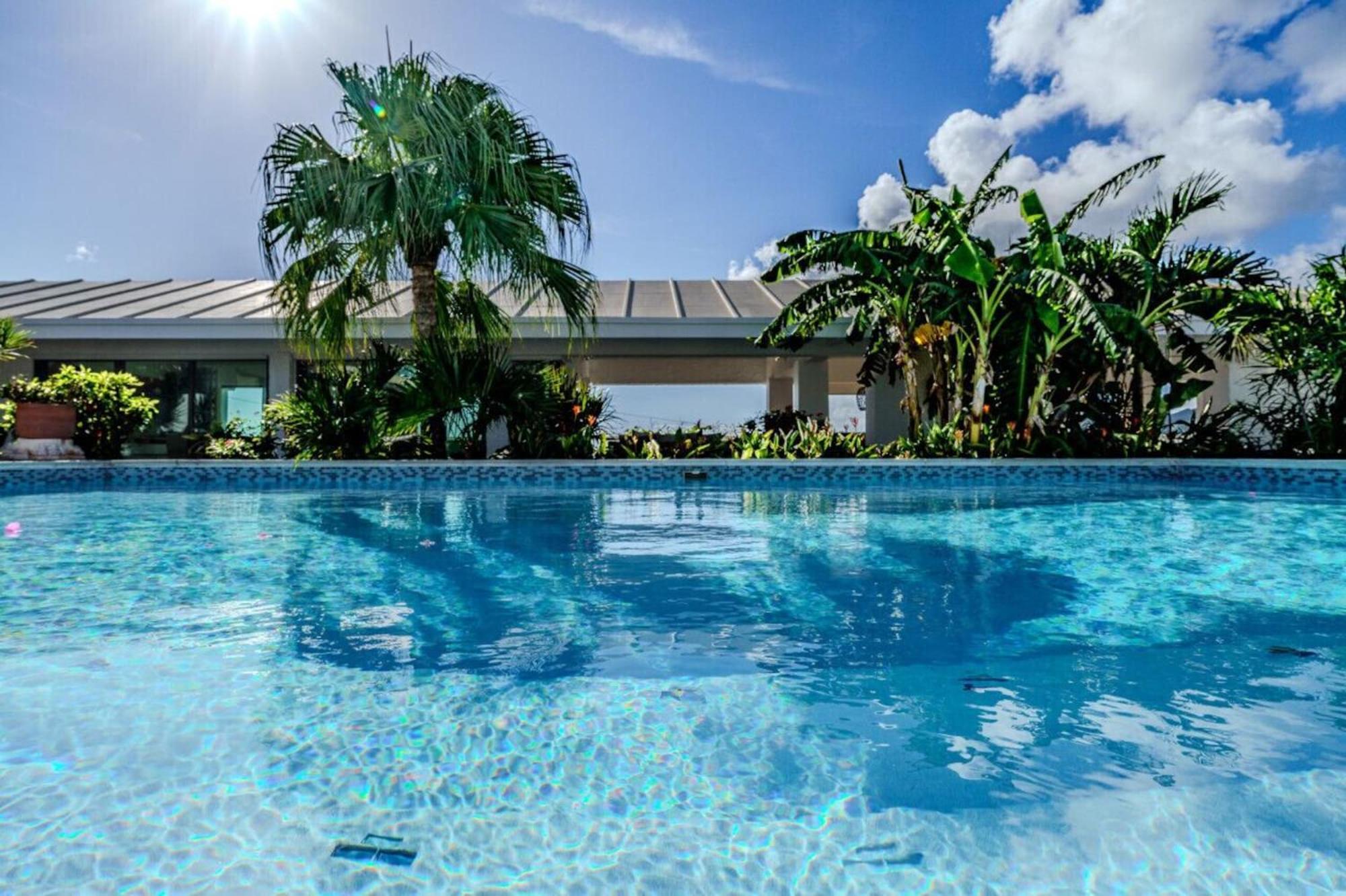 Royal Villa With A Huge Swimming Pool Cowell Battery Exteriör bild