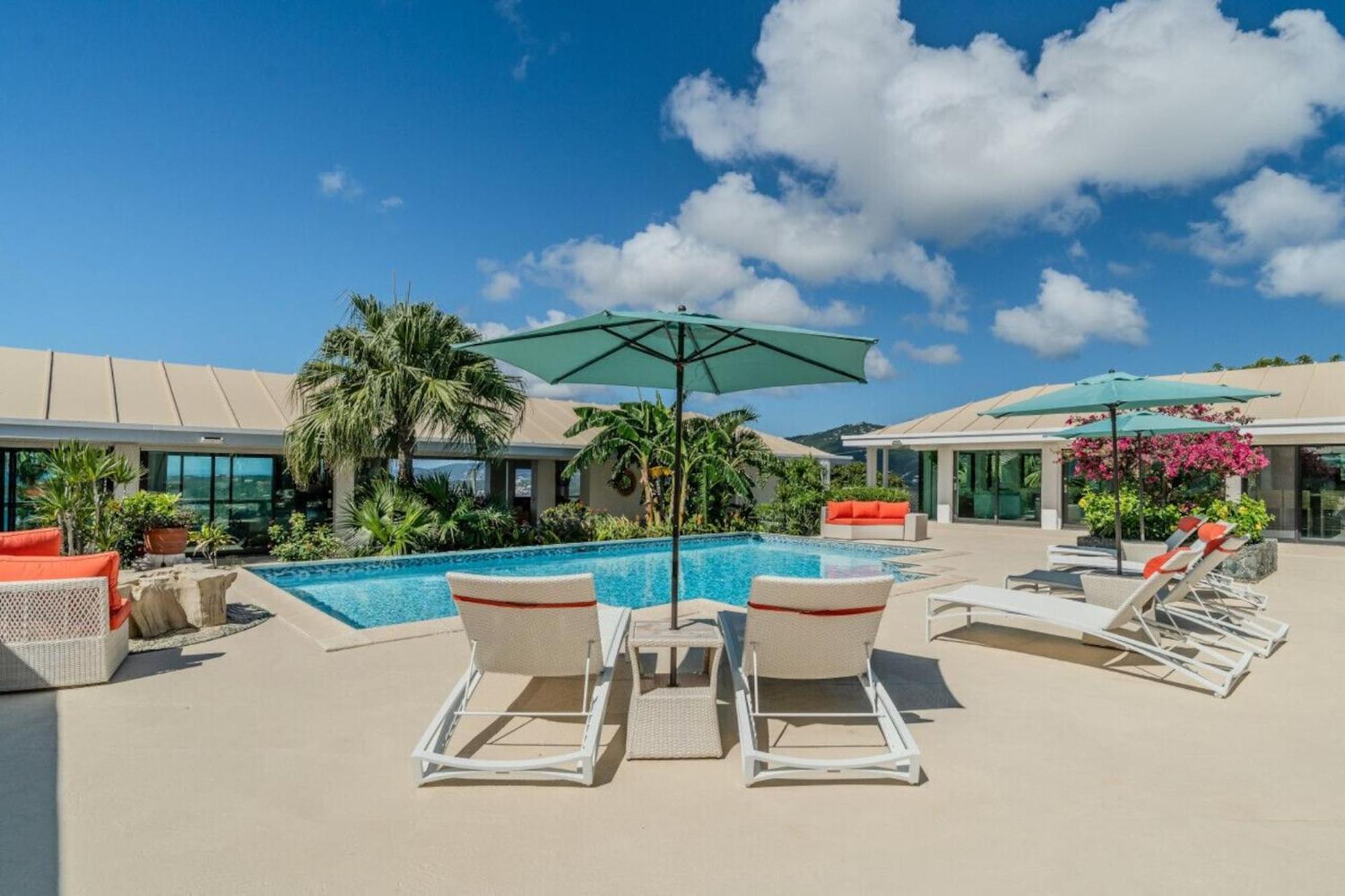 Royal Villa With A Huge Swimming Pool Cowell Battery Exteriör bild