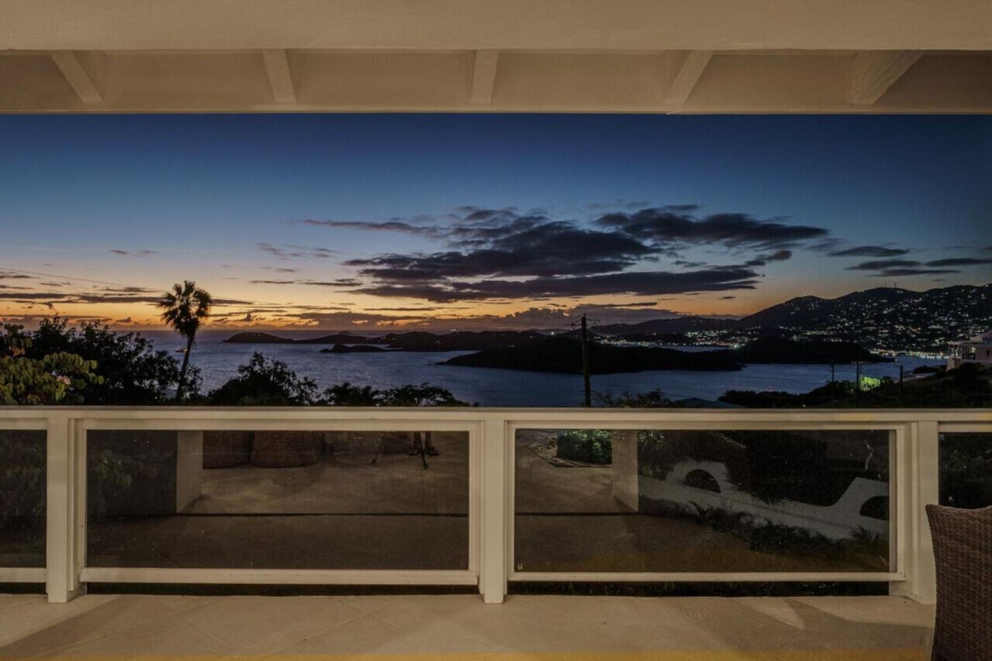 Royal Villa With A Huge Swimming Pool Cowell Battery Exteriör bild